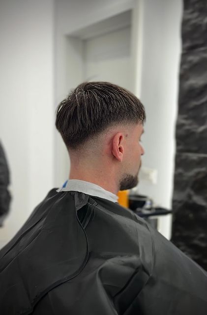 imagine galerie DENIS THE BARBER 4