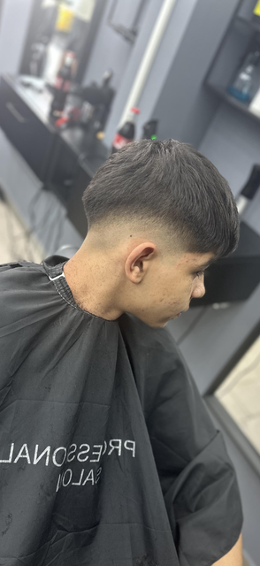 imagine galerie Barber Shop Raul 4