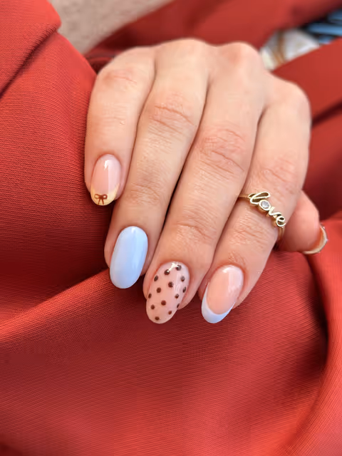 imagine galerie PINKORA NAILS 4
