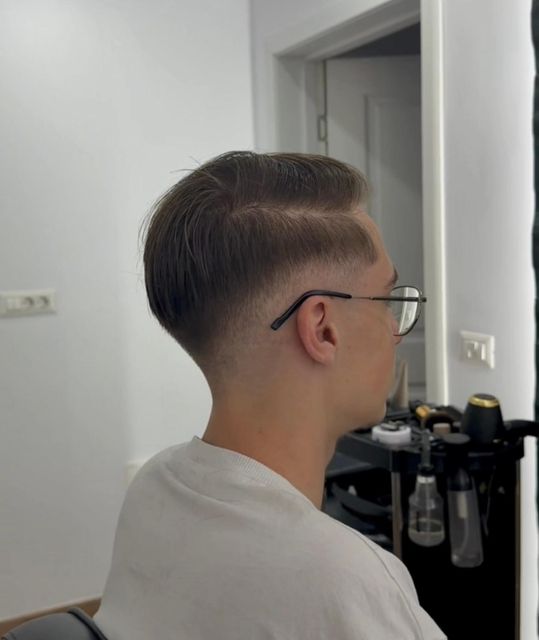 imagine galerie DENIS THE BARBER 5