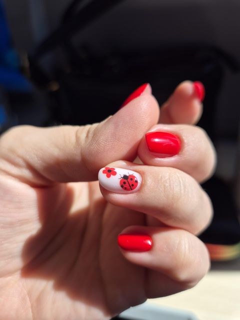 imagine galerie Nails by Mihaela Darcos 4