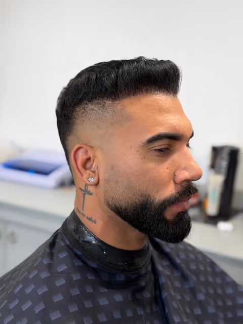 imagine galerie H Man Barber 5