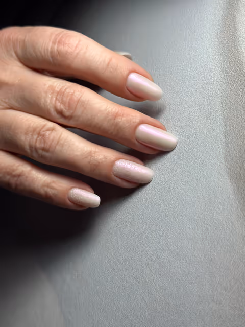 imagine galerie Nailuxe By Elena 3