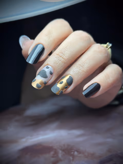imagine galerie Nailuxe By Elena 4