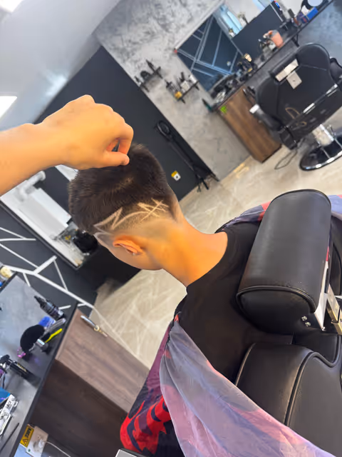 imagine galerie Flo the barber💈✂️ 4
