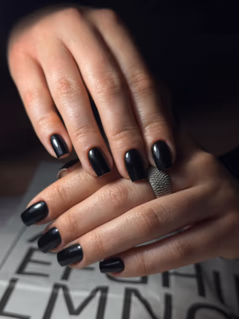 imagine galerie P•M Nails Brașov 6