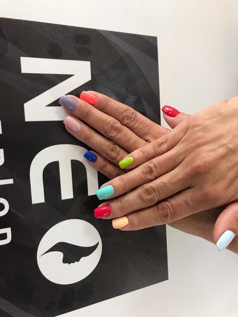 imagine galerie NEO Salon 6