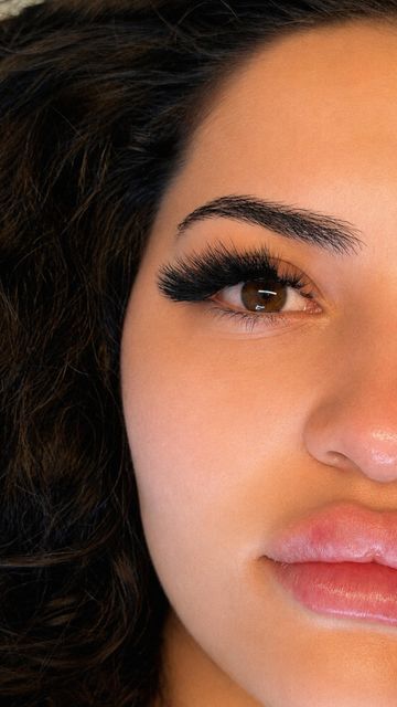 imagine galerie Hazira Lashes 5