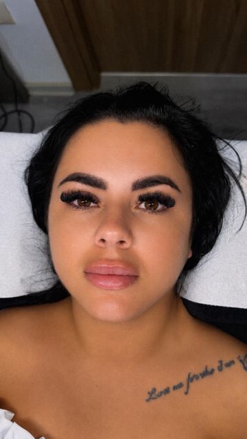 imagine galerie Hazira Lashes 6