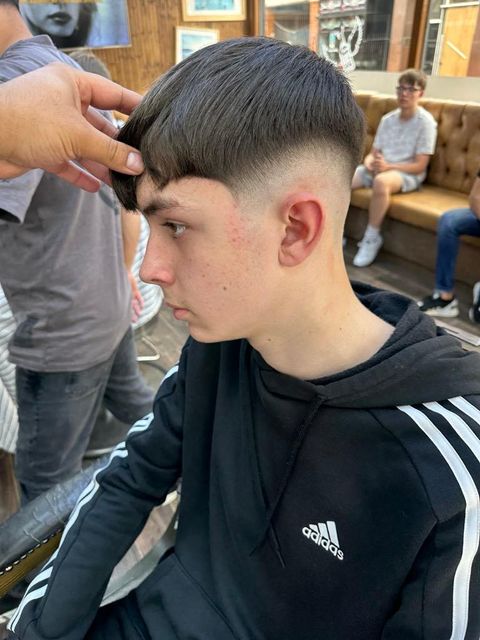 imagine galerie Claudiu golden barber 5