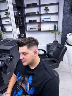 profile-image-4