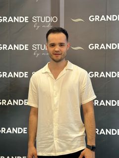 profile-image-4
