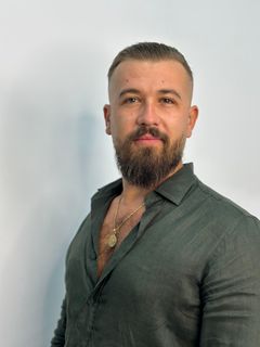 profile-image-16