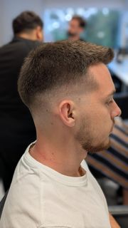 profile-image-4