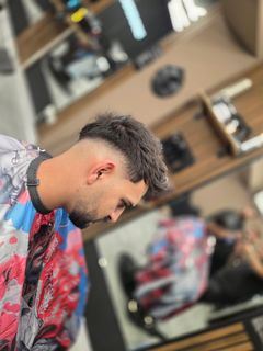profile-image-4