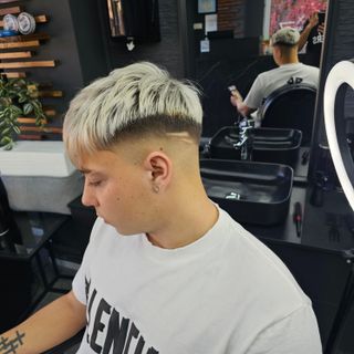 profile-image-4
