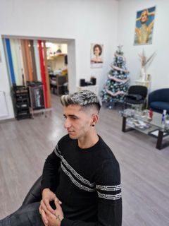 profile-image-7