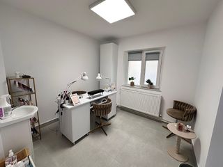 profile-image-4