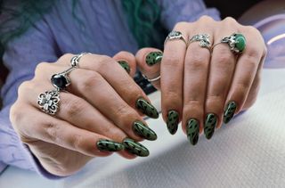 profile-image-559