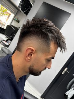profile-image-4