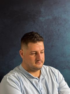 profile-image-4