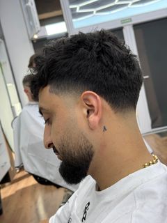 profile-image-4